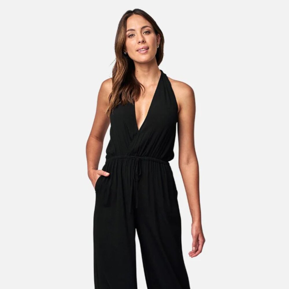 NWT - Une Piece Halter Jumpsuit - Black - US 4